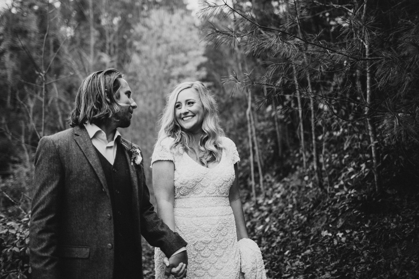 Natural candid wedding photography in the Mountains