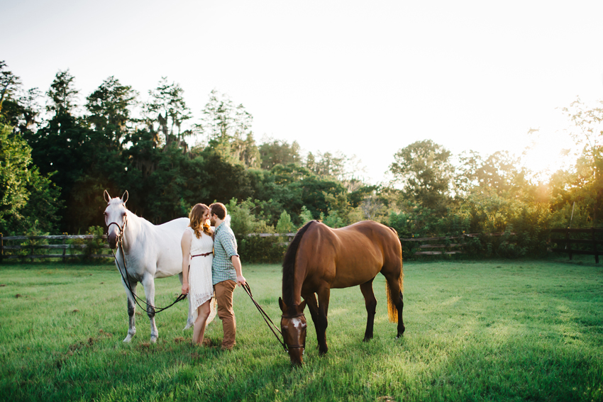 Horse engagement photos at sunst on a rustic horse farm in Tampa