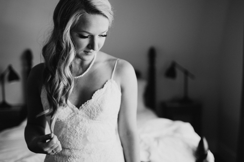 Creative and romantic bridal portraits before the first look in Newport, Rhode Island