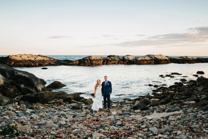 Candid boho wedding in Newport, Rhode Island by Renee Nicole Photography
