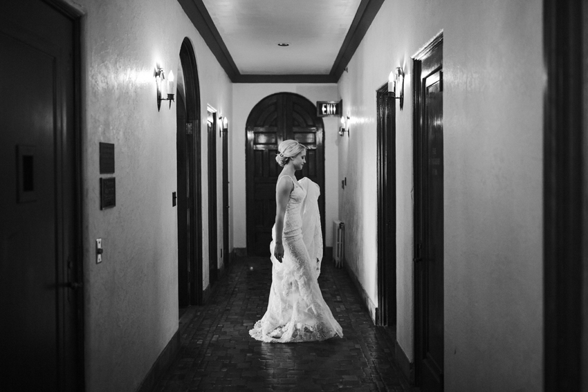 black and white bridal photos in Sarasota