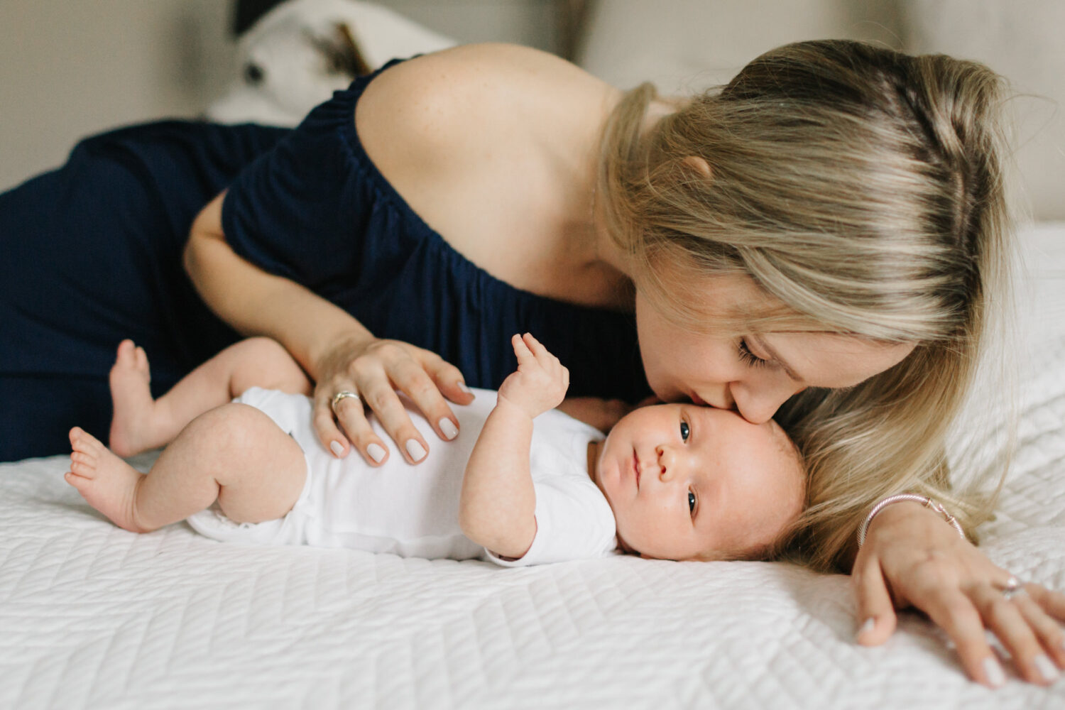 lifestyle newborn photography in tampa
